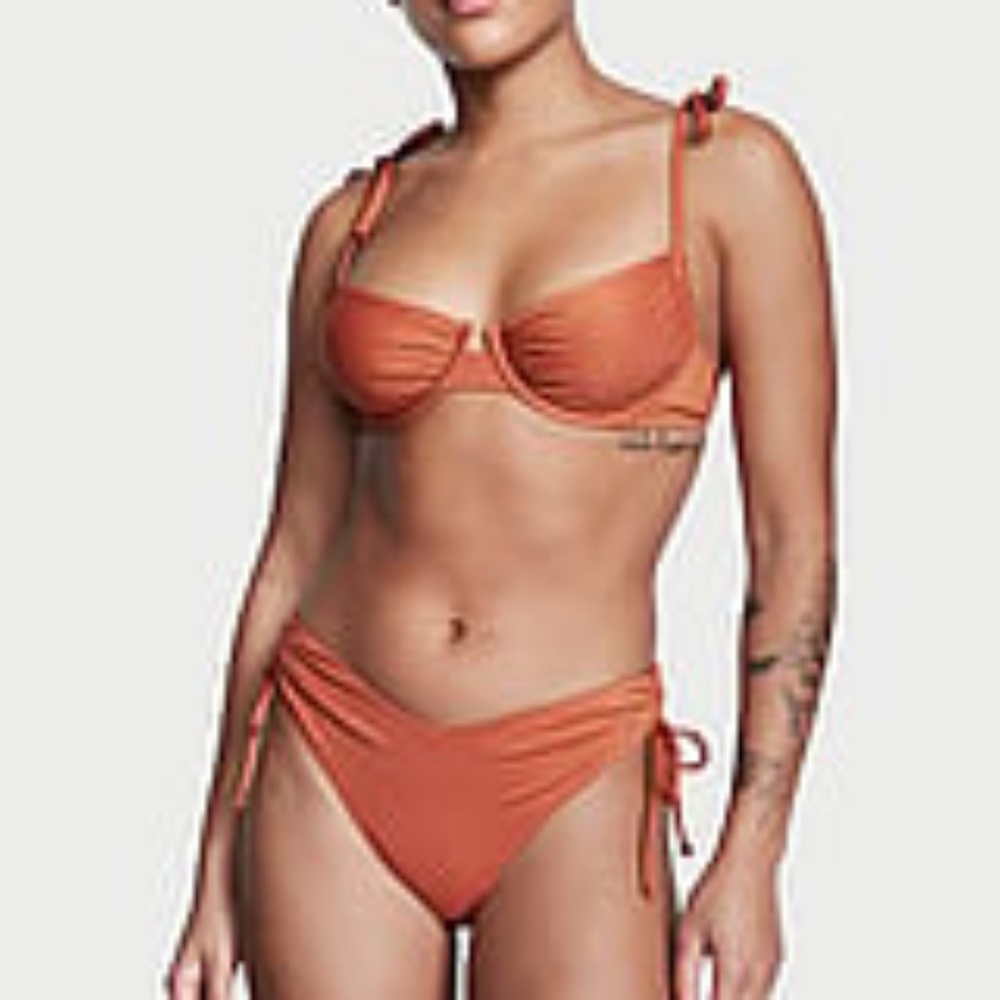 Victoria's Secret bikini set